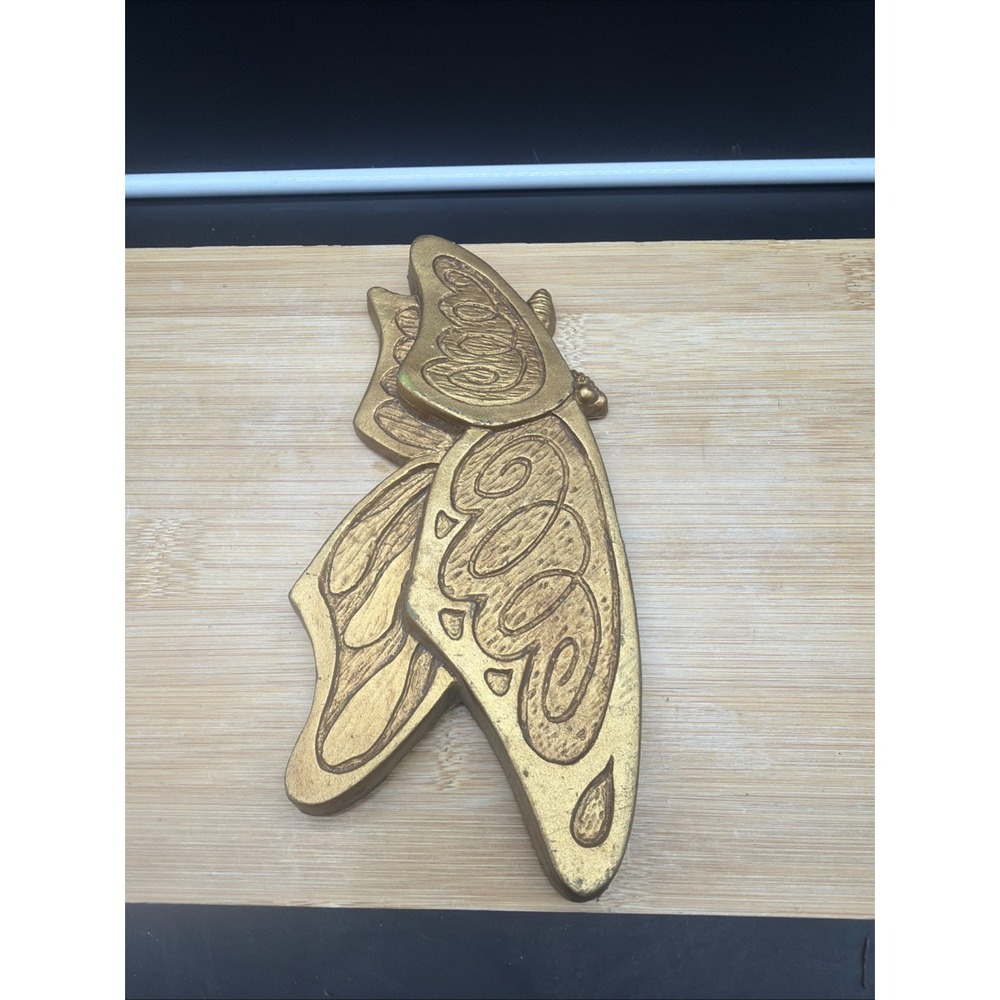 Vintage Universal Statuary 1973 Retro Gold Plastic Butterfly Wall Plaque